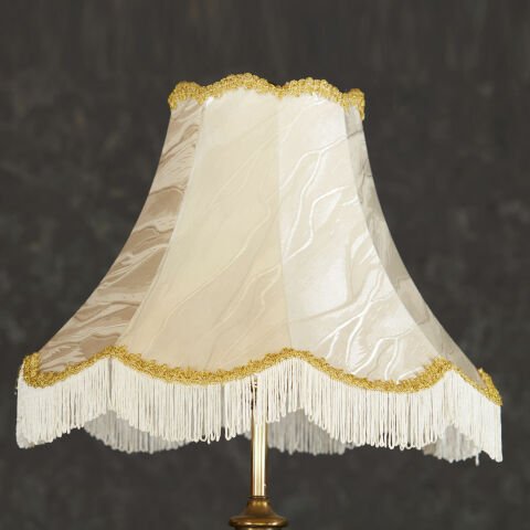 Pirinç Gövdeli Abajur