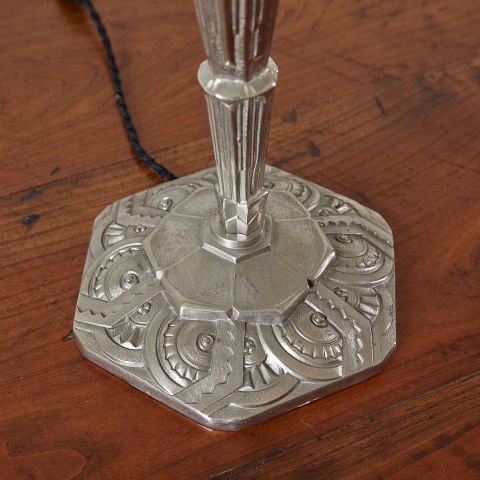 Art Deco Masa Lambası