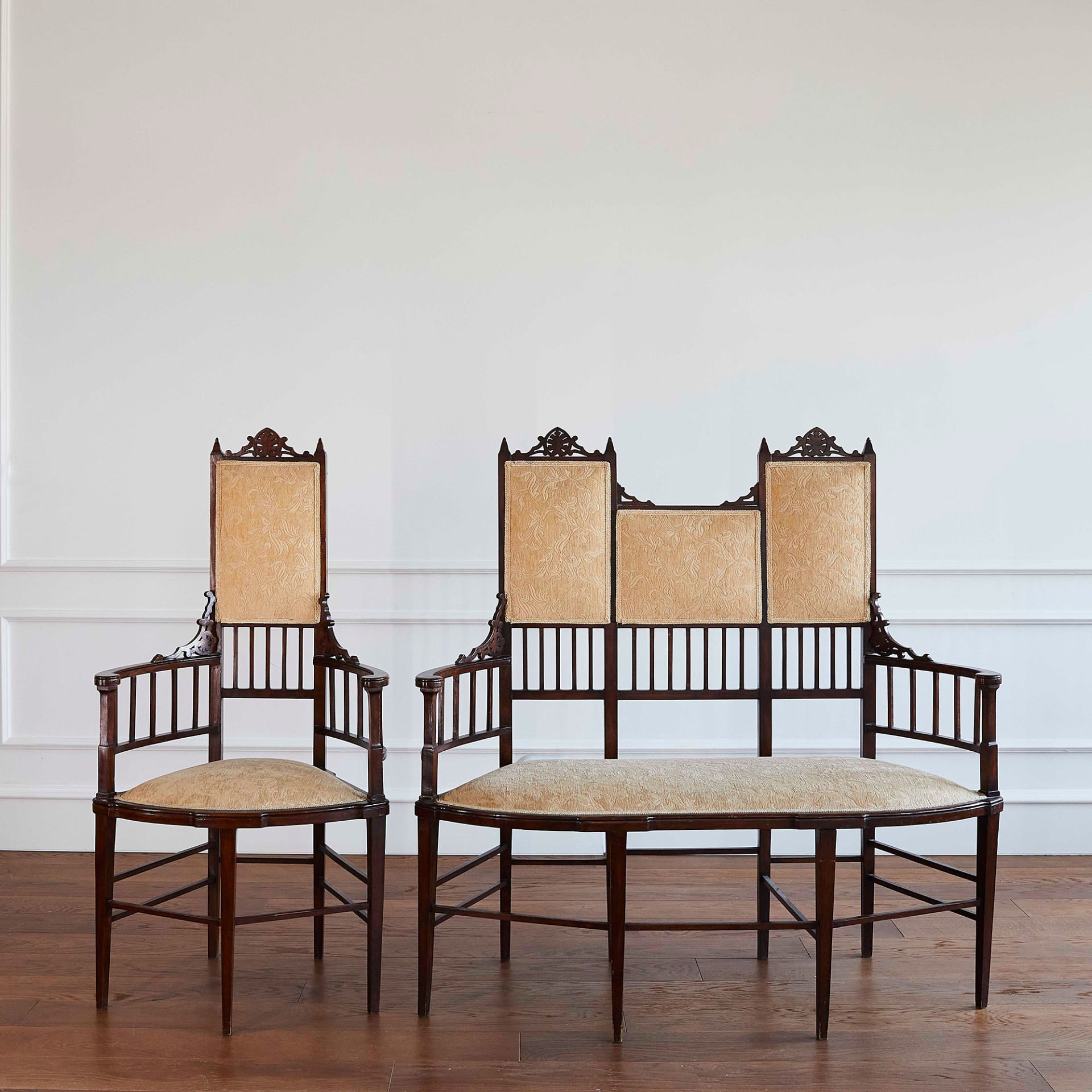 Slatted Seating Set