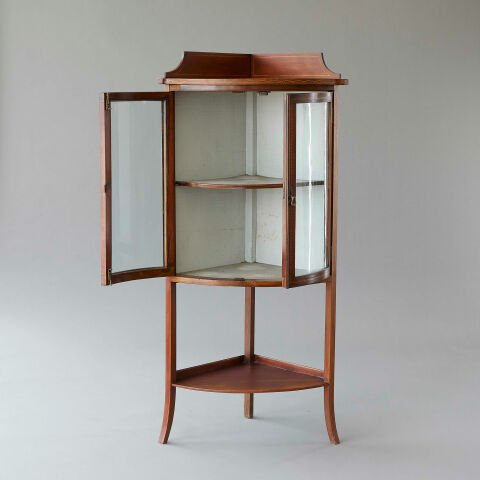 Viktorya Dönemi Köşe Büfesi