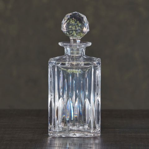 Carafe with Vertical Cut