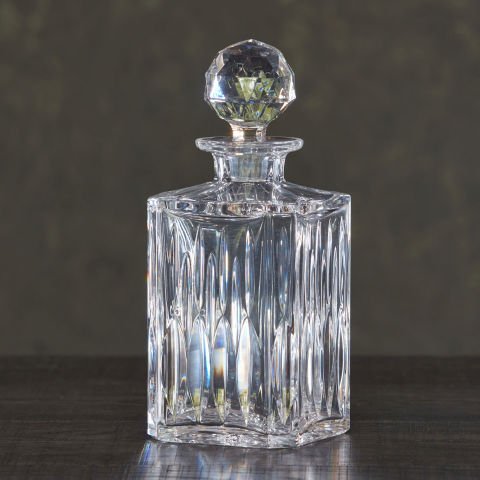 Carafe with Vertical Cut