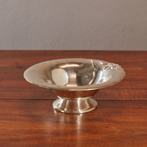 Dish with Flower Relief on the Edge