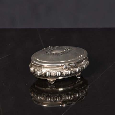 Oval Mücevher Kutusu