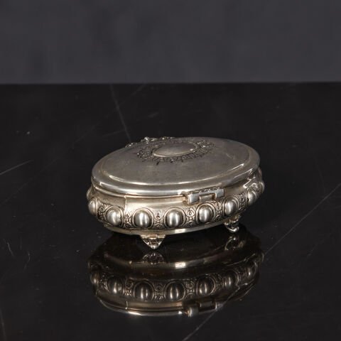 Oval Jewelry Box