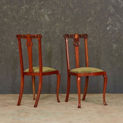 Kadife Döşemeli Çift Sandalye