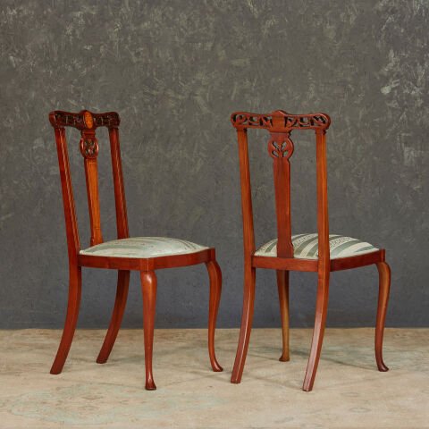Çift Sandalye