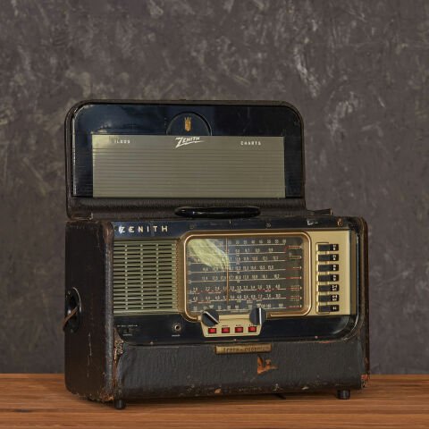 Zenith Trans Oceanic Radio