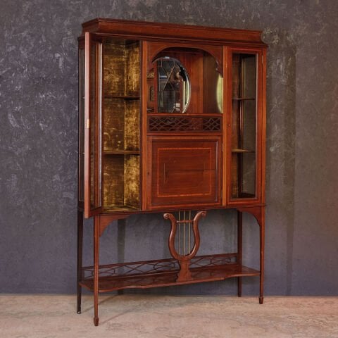 Lily Victorian Buffet