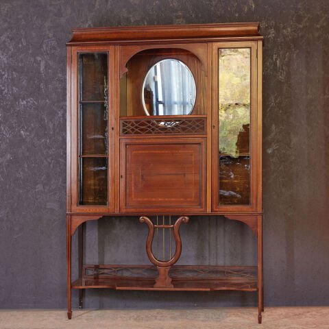Lily Victorian Buffet