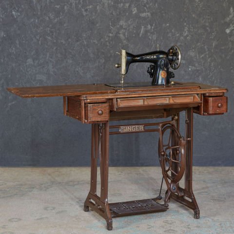 Singer Sewing Table and Machine