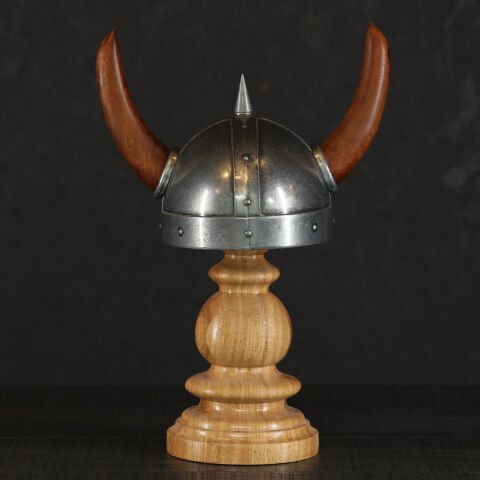 Viking Miğferi