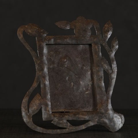 Laleli Metal Çerçeve