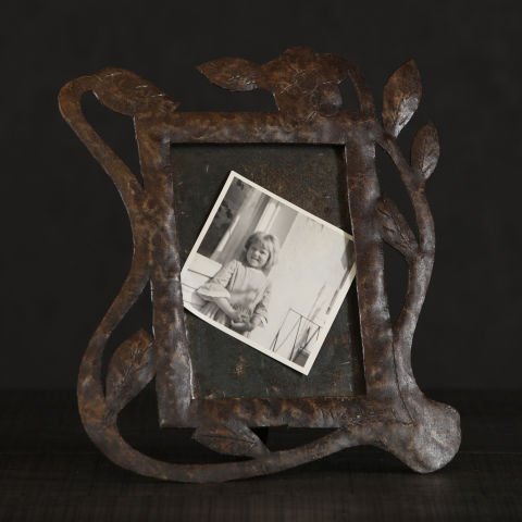 Tulip Oxide Metal Frame