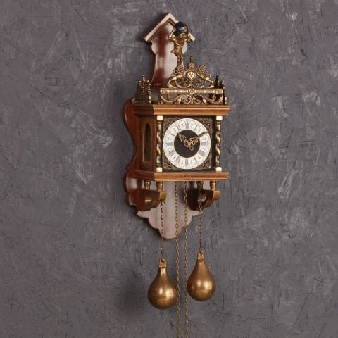 Atlas Duvar Saati