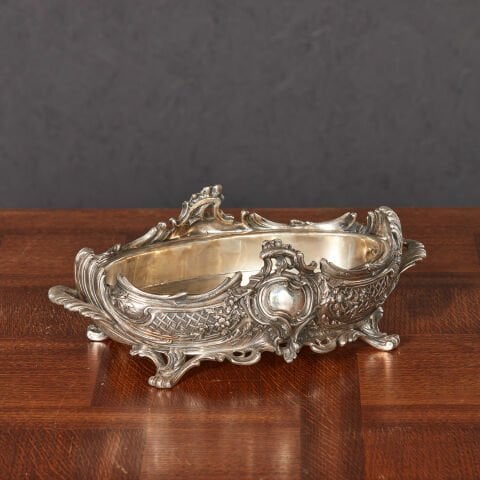 Rococo Style Presentation Stand
