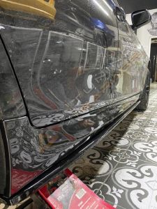 BMW F10 Marşpiyel Alt Lipi Maşpiyel Lip Parlak Siyah 2010-2017