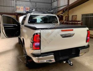 HILUX REVO 2016+ IÇIN UYUMLU LED STOP SMOKE