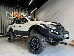Mitsubishi L200 Demir Yan Basamak AQM - S32
