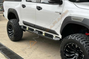 Toyota Hilux Demir Yan Basamak AQM - S32