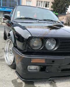 BMW E30 Ön Lip Tampon Eki Parlak Siyah