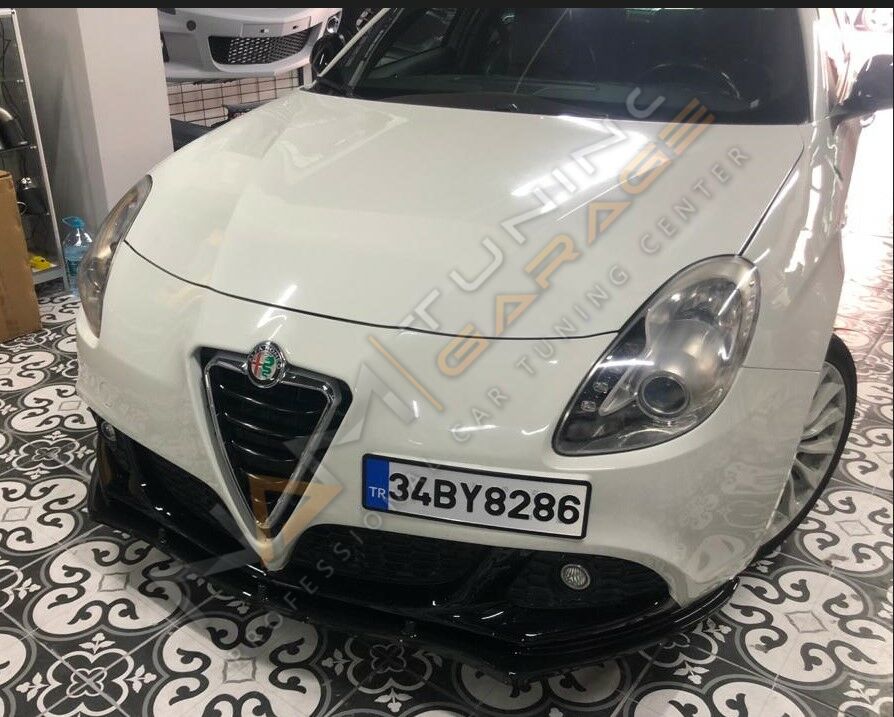 Alfa Romeo Giulietta  Ön Tampon Eki Lip Tek Parça Piano Black