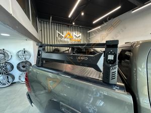 Toyota Hilux Işıklı Çadır Taşıyıcı AQM-S75