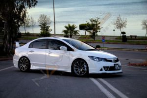Honda Civic Fd6 RR Ön Lip (Plastik) Piano Black