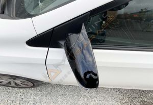 Corolla E170 Batman Yarasa Ayna Kapağı Piano Black / 2013-2018