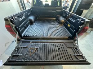 Toyota Hilux Kasa Havuzu Bagaj İç Kaplama