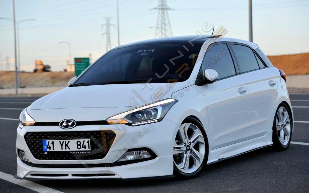 Hyundai i20 Custom Yan Marşpiyel (Plastik) Boyasız