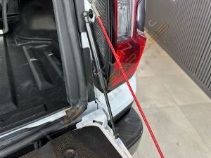 Yeni Ford Ranger Bagaj Amortisörü Arka Kapak Amortisör 2023+