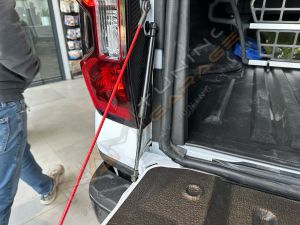 Yeni Ford Ranger Bagaj Amortisörü Arka Kapak Amortisör 2023+