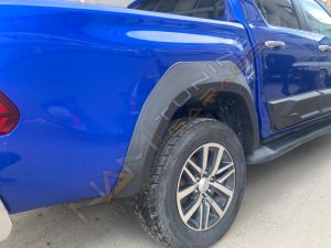 Toyota Hilux Dodik Seti Çamurluk Kaplama 6 parça 2015-2020