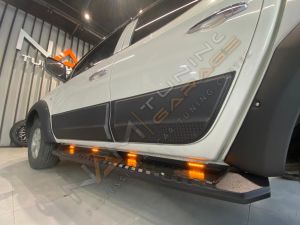 Mitsubishi L200 Yan Kapı Kaplama Seti Kapı Koruma 2015-2018 4 parça