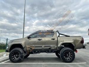 Toyota Hilux Yan Kapı Kaplama Seti Kapı Koruma 2015-2023 4 parça
