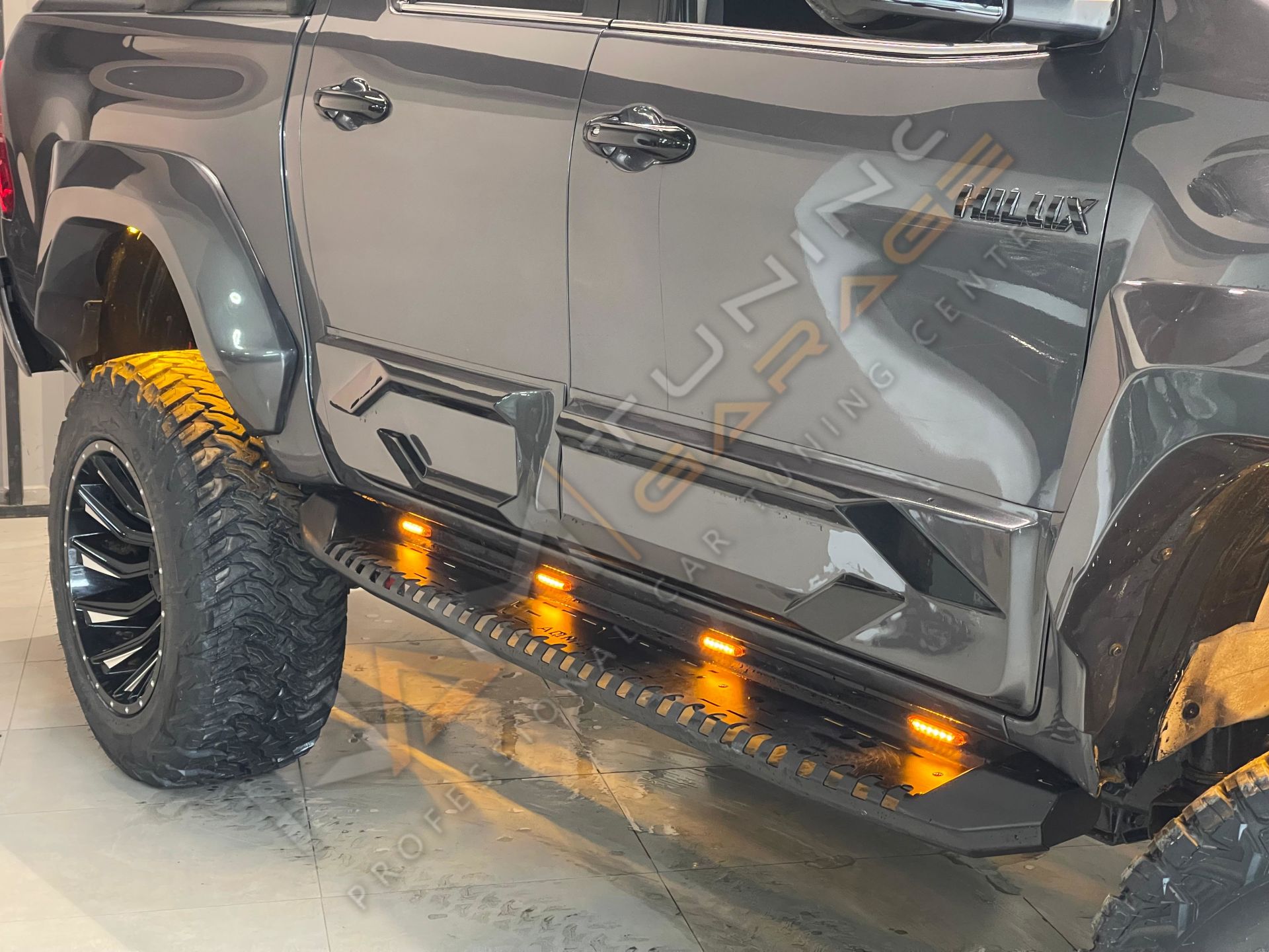 Toyota Hilux Yan Kapı Kaplama Seti Kapı Koruma 2015-2023 4 parça