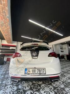 Opel Astra J Egzoz Görünümlü Difüzör (Plastik) Piano Black