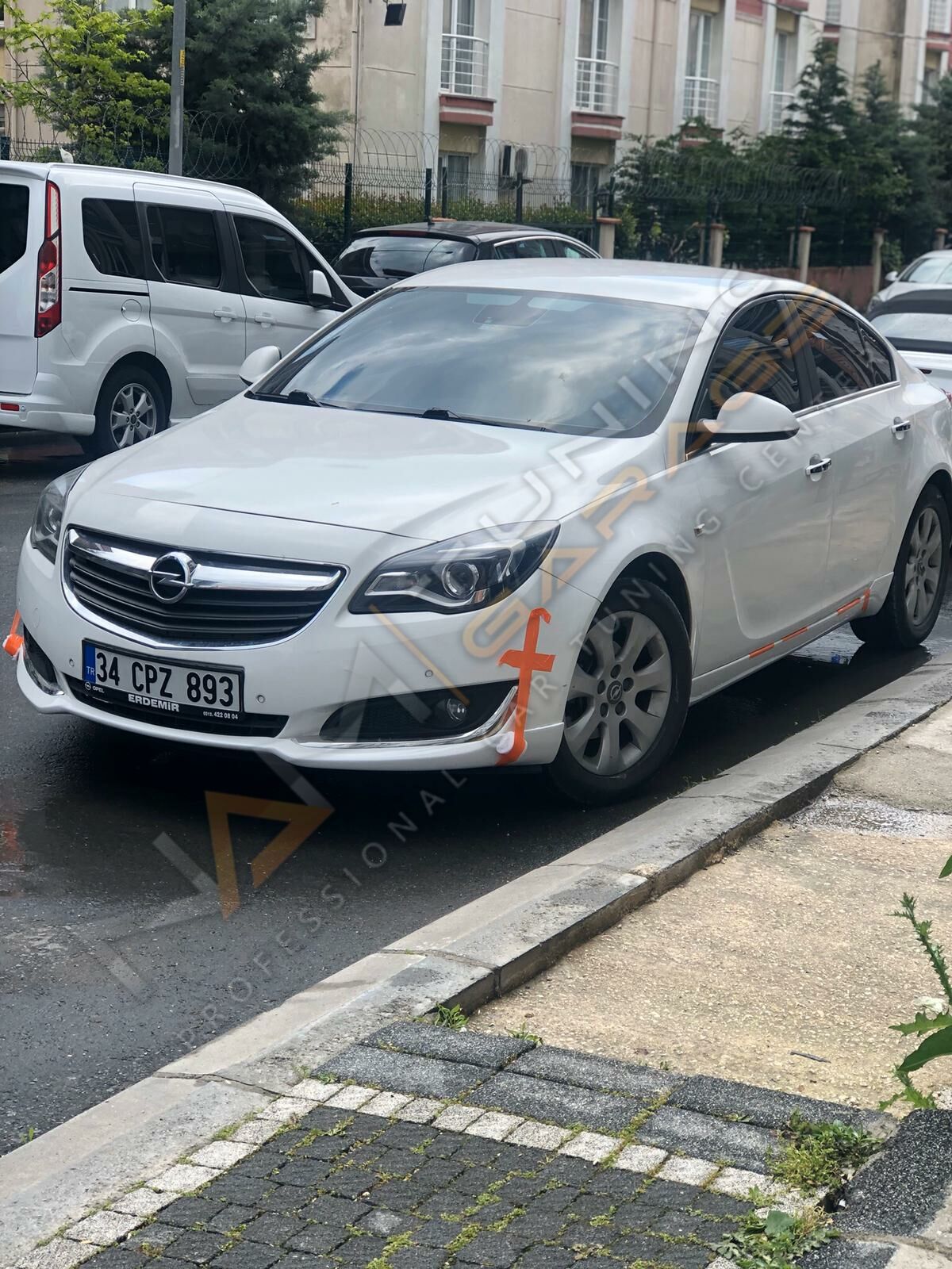 Opel İnsignia Makyajlı Ön Ek (Plastik) Boyasız