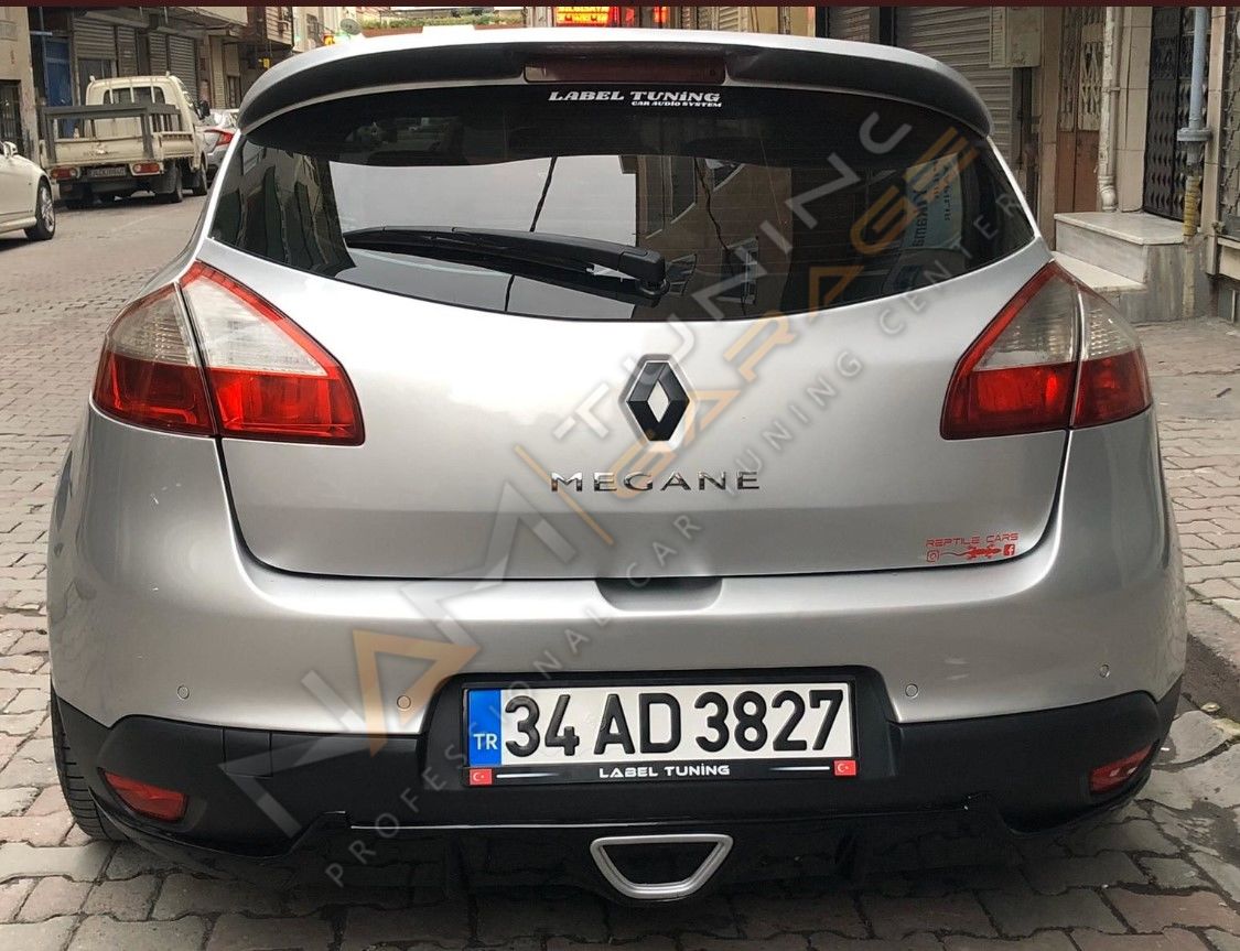 Renault Megane 3 RS Egzoz Görünümlü Difüzör4 Kapı (Plastik) Boyasız