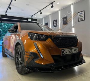 Peugeot 2008 Ön Lip Tampon Eki Parlak Siyah