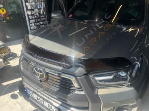 Toyota Hilux 2020+ Kaput Rüzgarlığı İthal