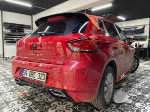 Seat İbiza 2018+ Difüzör (Plastik) Parlak Siyah