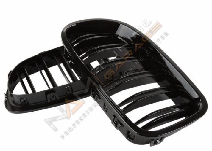 BMW 5 SERISI IÇIN UYUMLU F10 2011-2018 M5 GÖRÜNÜM PANJUR