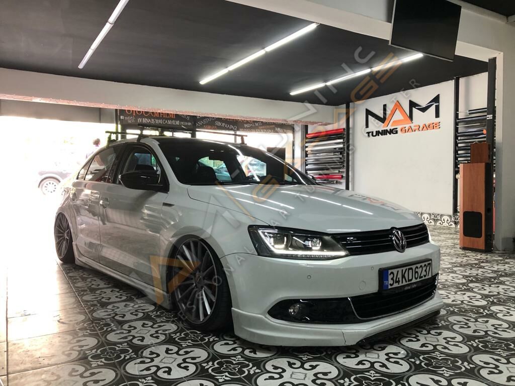 Volkswagen Jetta Makyajlı 2014 - Sonrası Ön Ek (Plastik) Boyasız
