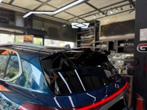 Togg T10X Body Kit Difüzör Ön Lip Spoyler Arka Köşe Flap Parlak Siyah