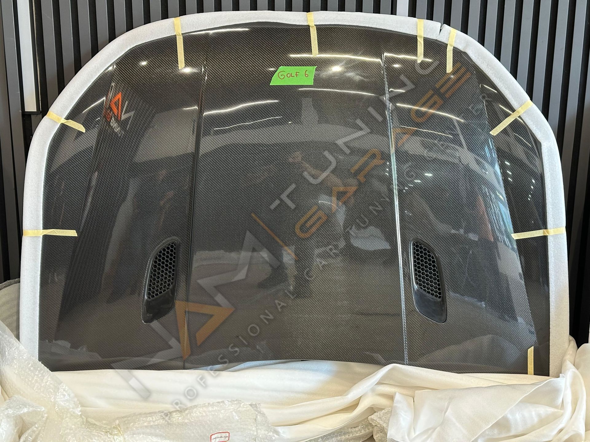 GOLF 6 KARBON KAPUT