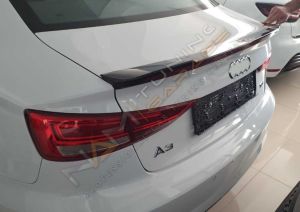 A3 SEDAN (2013-2019) IÇIN UYUMLU LED SPOILER PIANO BLACK (PARLAK SIYAH)