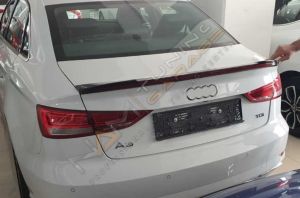 A3 SEDAN (2013-2019) IÇIN UYUMLU LED SPOILER PIANO BLACK (PARLAK SIYAH)