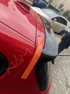 BMW F20 BAGAJ ÜSTÜ SPOİLER PİANO BLACK